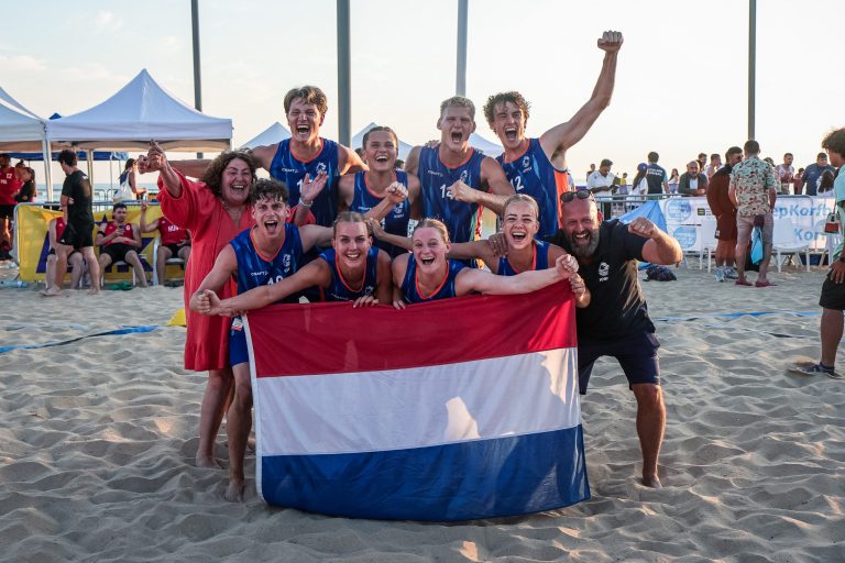 Goud voor Nederlandse beachkorfballers op World Cup in Portugal